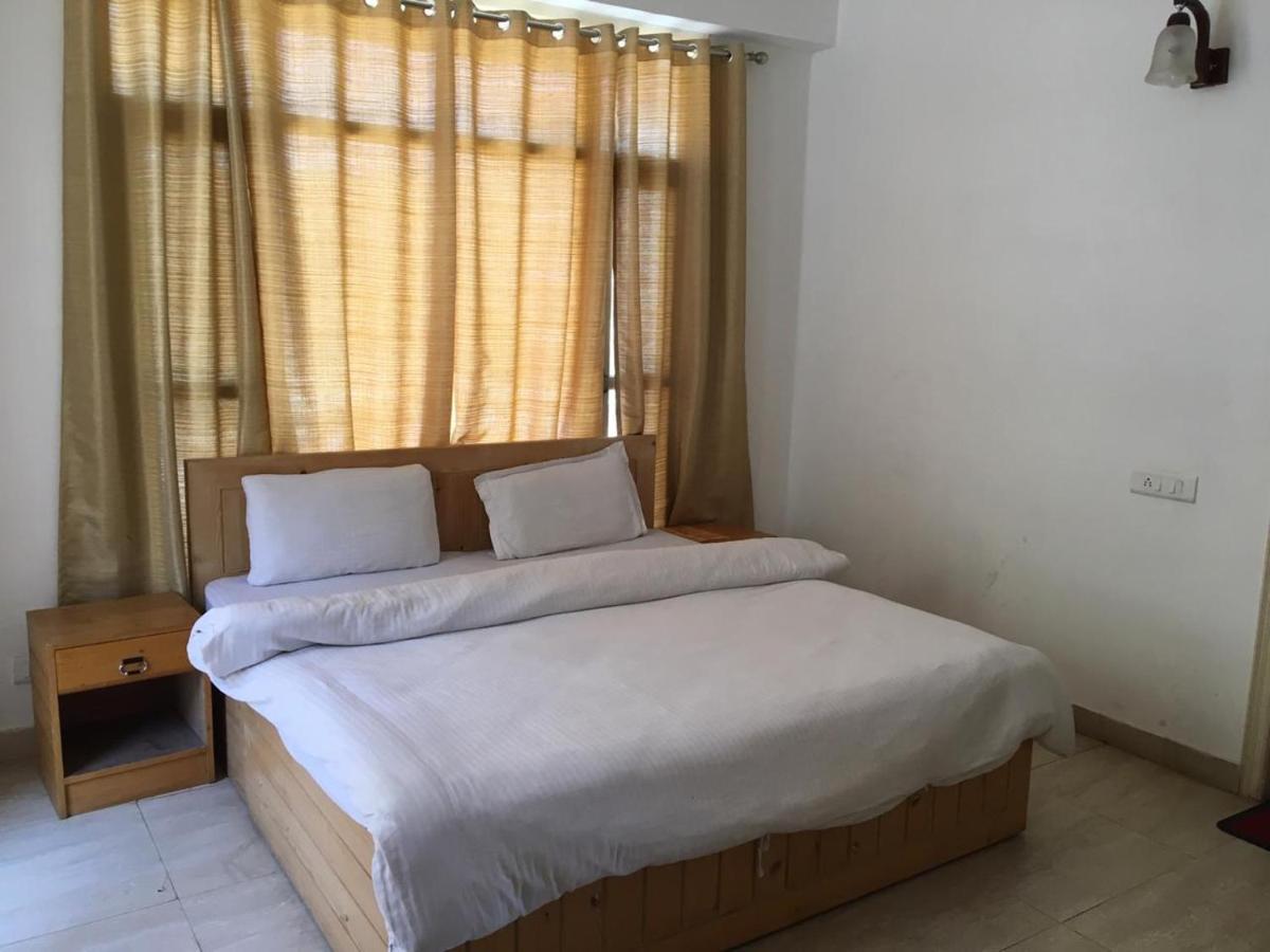 Himalyan Hills I Serviced Apt I Nature I Chef I Kasauli By Exotic Stays エクステリア 写真