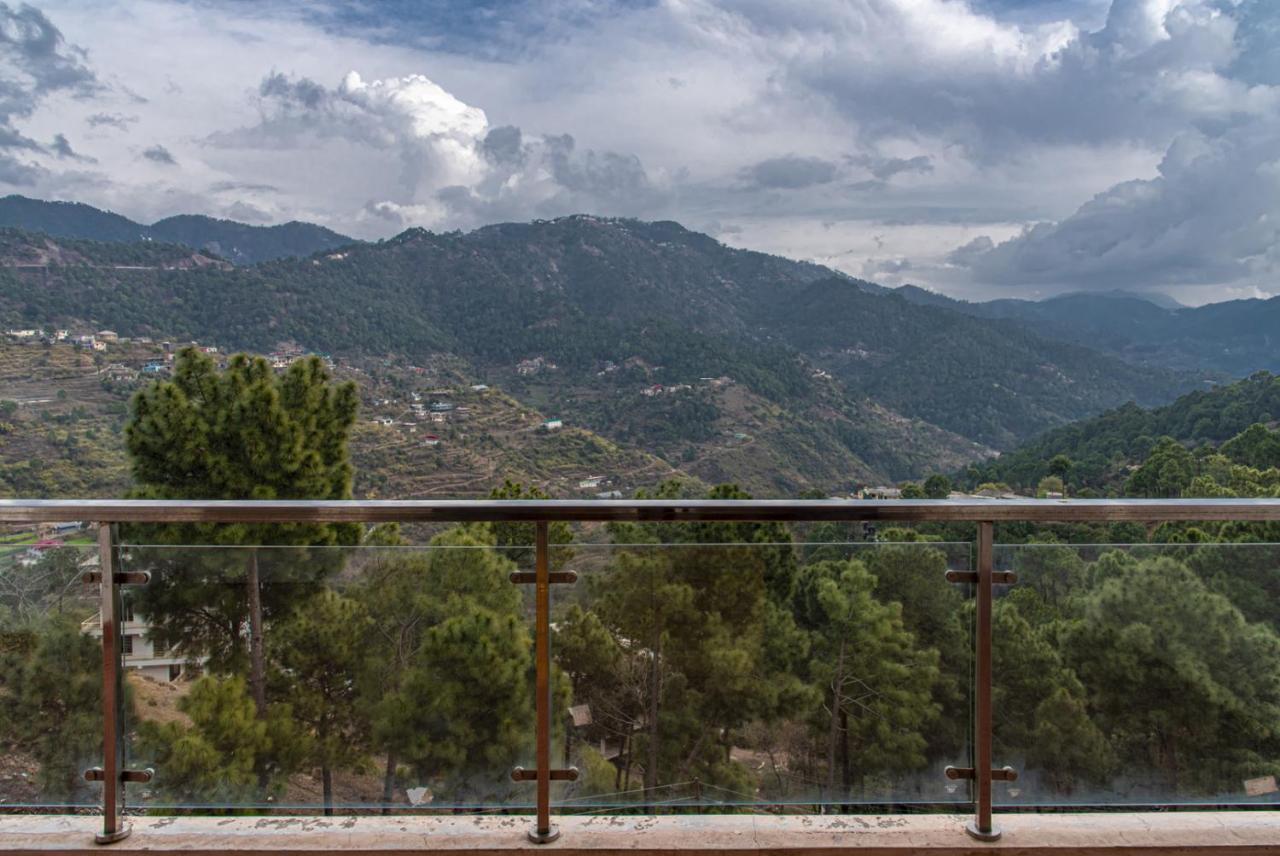 Himalyan Hills I Serviced Apt I Nature I Chef I Kasauli By Exotic Stays エクステリア 写真